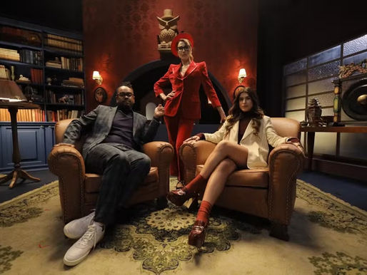 Paola Carosella Luana Zucoloto Fabão sentados em uma sala misteriosa