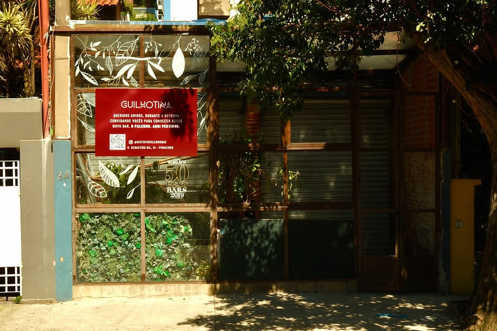 Guilhotina Bar Completa 10 Anos e Reabre com Nova Cara 