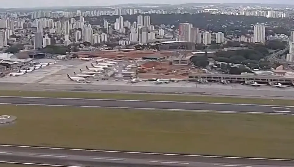 Aeroportos de São Paulo têm voos suspensos após pane técnica