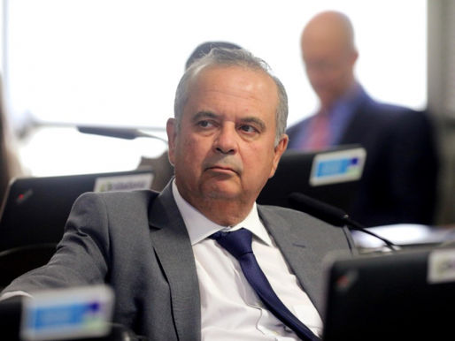 ‘Queremos que a Constituição seja cumprida’, diz líder da oposição no Senado sobre crise entre Poder