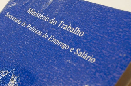 Após reunião com Governo, Barroso adia decisão sobre correção do FGTS