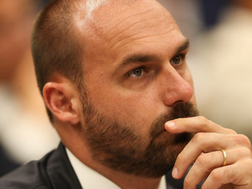 Eduardo Bolsonaro reage à operação contra Jair Bolsonaro e marca Trump
