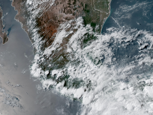 Erick se transforma em furacão no Pacífico perto da costa sudoeste do México