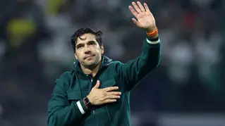 Abel Ferreira, do Palmeiras, é punido com oito jogos de suspensão pelo STJD; cabe recurso