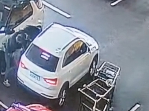 Mulher é sequestrada em estacionamento de supermercado em SP