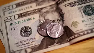 Dólar cai para R$ 5,37 com redução de preocupações com Venezuela