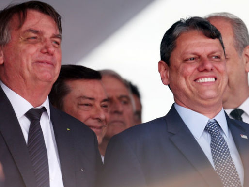Depois de tensão em reunião, Bolsonaro e Tarcísio têm encontro hoje em Brasília