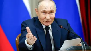 Putin promete apoio ao Irã em conversas com chanceler e diz querer paz em breve