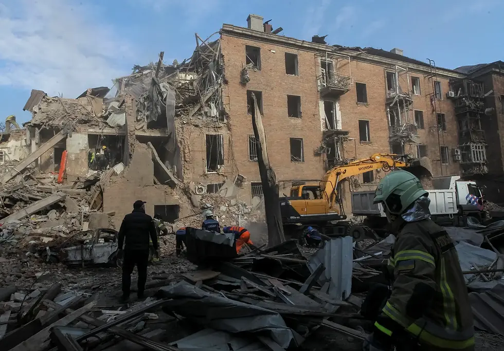 Grande ataque russo na Ucrânia deixa sete mortos e dezenas de feridos