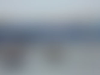 Sob chuva, público enche arquibancadas para cerimônia de abertura das Olimpíadas