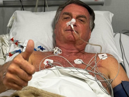 Ex-presidente Jair Bolsonaro recebe intimação pelo processo de tentativa de golpe de Estado no hospital