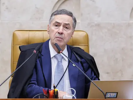 Barroso pede sessão extraordinária para votar em ação sobre descriminalização do aborto
