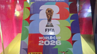 Neymar fica fora do álbum oficial da Copa; veja quem está na página do Brasil