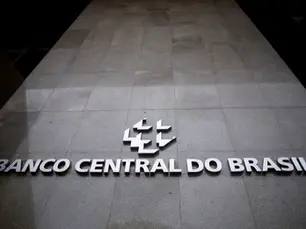 BC vê problema de superendividamento e aponta salto em empréstimos sem garantia