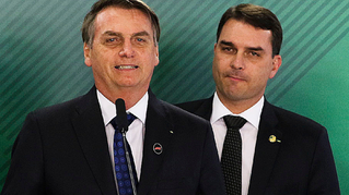 E o Jair? Direita discute papel do ex-presidente na campanha de Flávio Bolsonaro