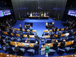 CMO aprova Orçamento com R$ 6,5 tri em despesas e salário mínimo de R$ 1.621