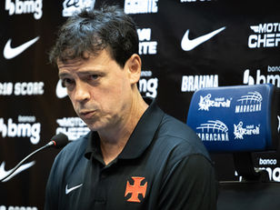 Fernando Diniz se torna o terceiro técnico a assumir o Corinthians após vice contra o clube