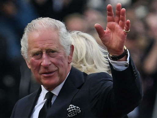 Charles III retomará parcialmente sua agenda pública durante o tratamento contra câncer