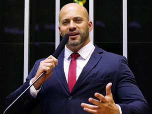 Daniel Silveira pede regime aberto após ler clássicos da literatura na prisão