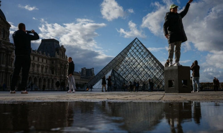Louvre priorizou aquisições de obras em vez de investir na segurança, diz Tribunal francês