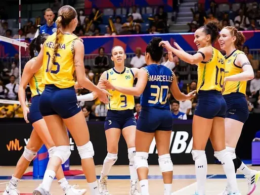 Brasil derrota a França de virada na Liga das Nações Feminina de Vôlei