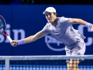 João Fonseca derrota Shapovalov de virada e estreia com vitória no Masters 1000 de Paris