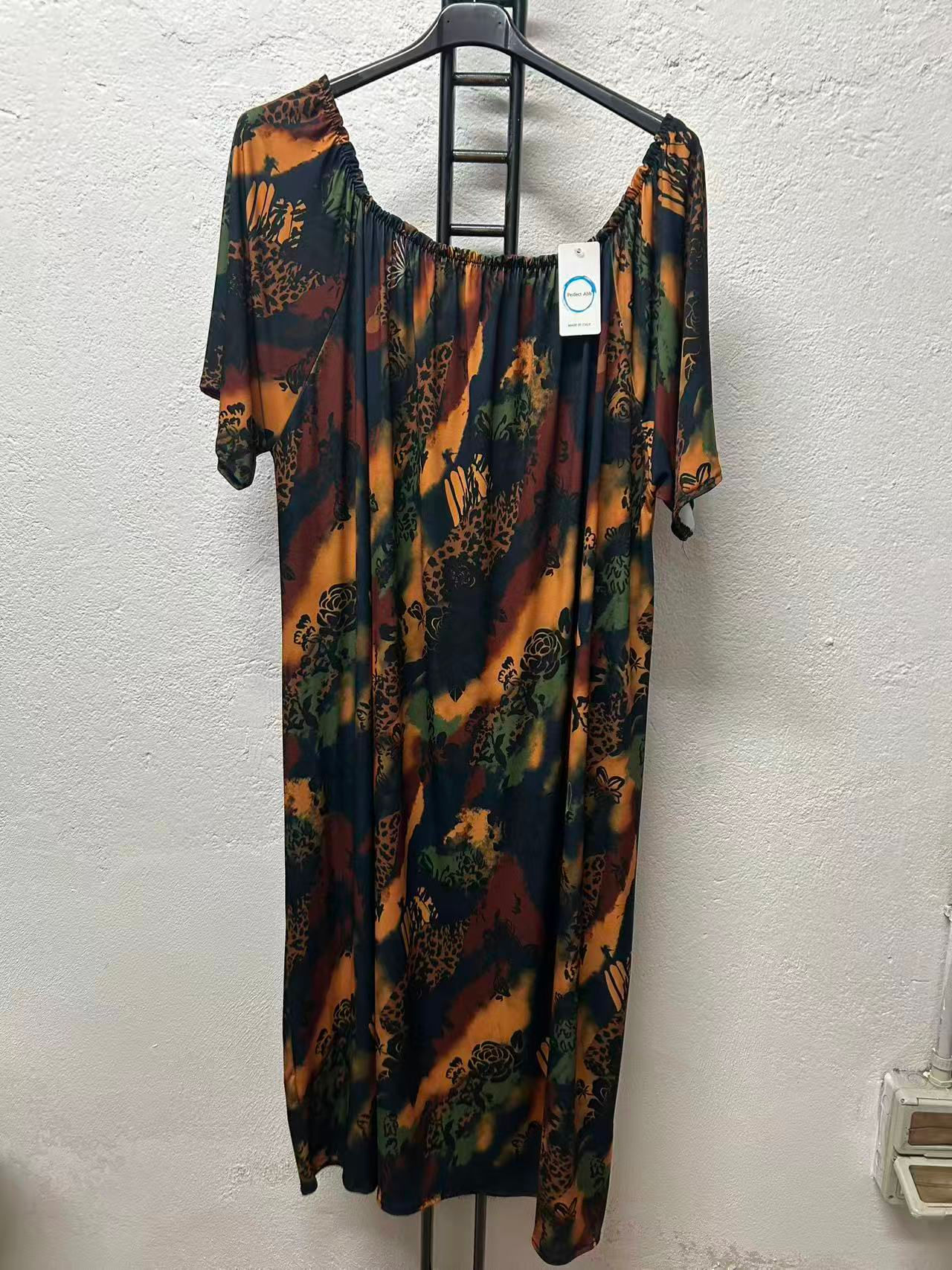 vestito cod:Az09 tg:64/66