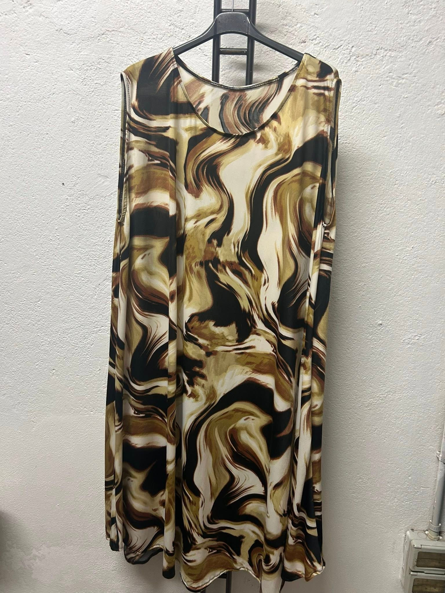 vestito cod:Zt01 tg:64/66