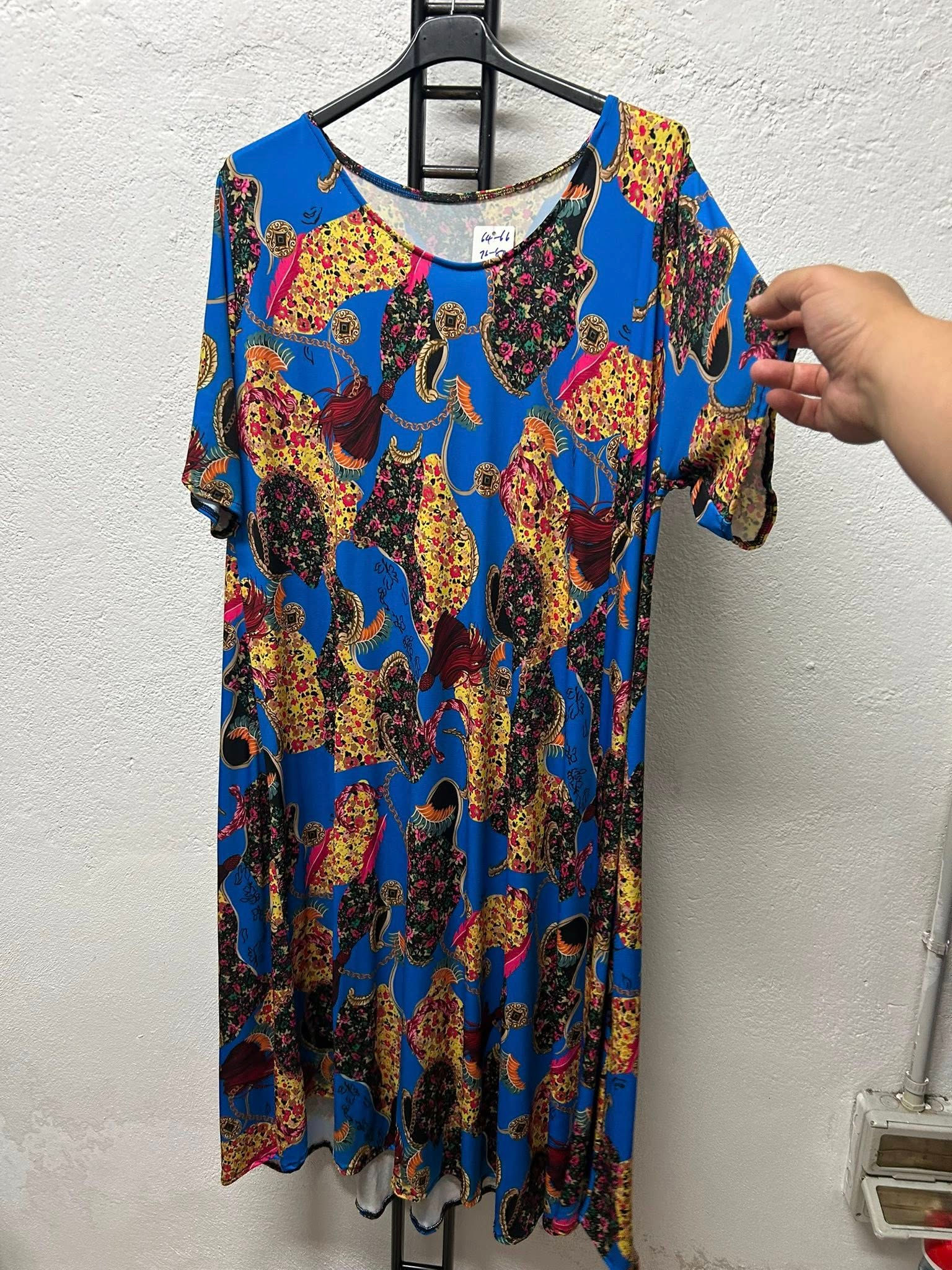 vestito cod:Av13 tg:60/62