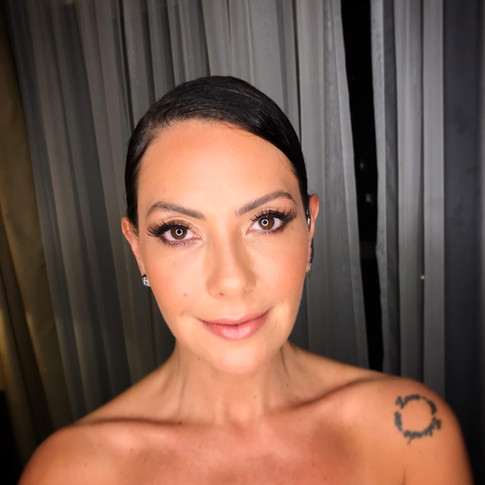 Tatiane Alves Maquiadora profissional tatmake beleza
