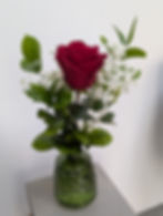 Red rose posy vase