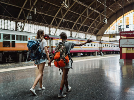 Agencia de viajes en Monterrey: Viajar en tren y descubrir destinos a un ritmo diferente