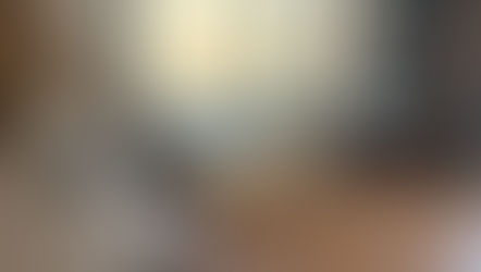 やわらかな光に包まれる、2階の作業室。