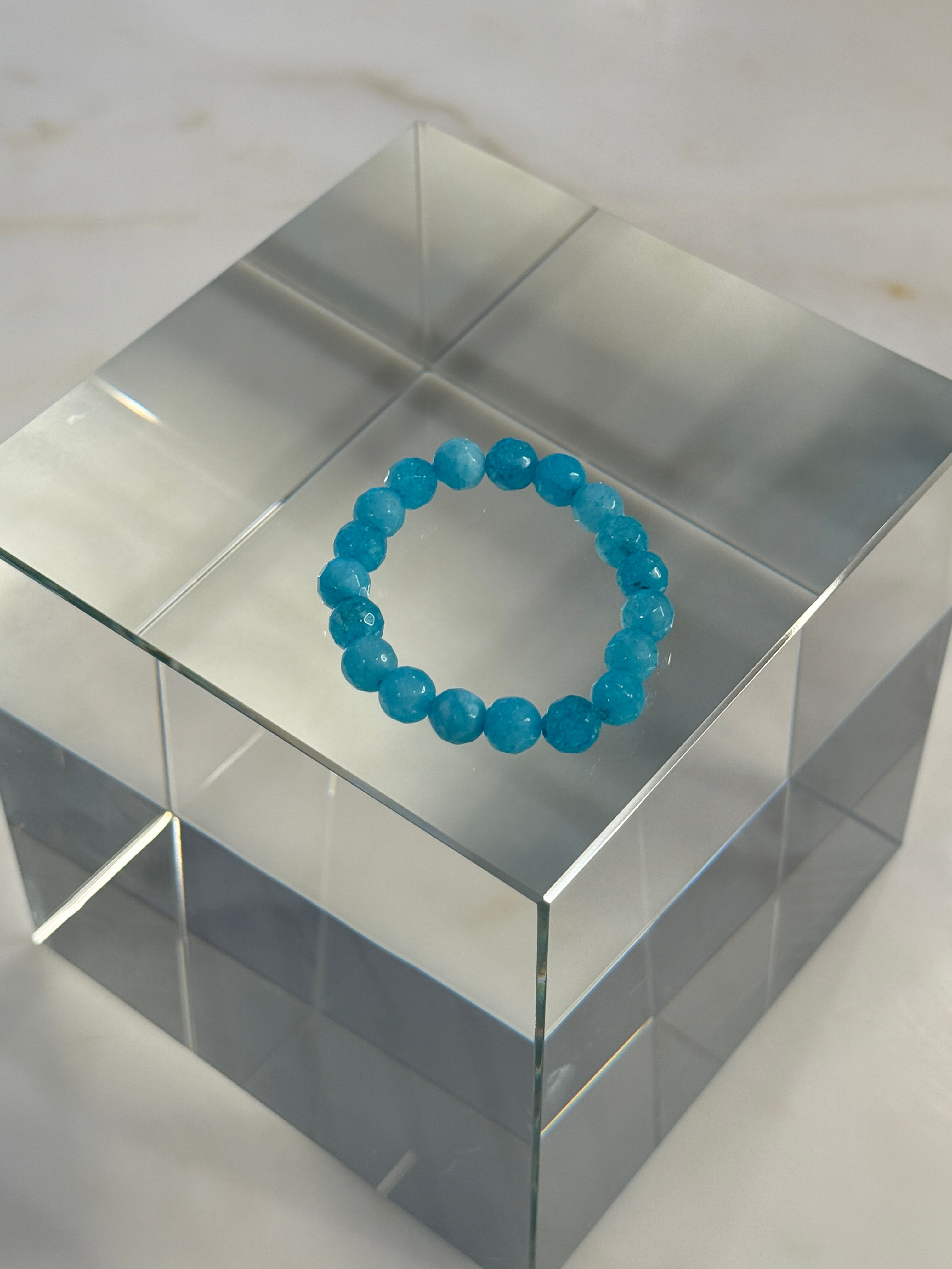 Textured Bright Aquamarine Stone Bracelet