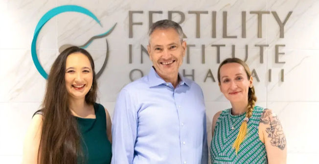 ハワイFIHクリニック 代表医師Dr. John L. Frattarelli, MD, HCLD のご紹介