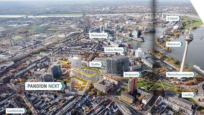 RWI Hochhausや人気のロレッタ通り至近、都市の利便性と落ち着きある住環境を兼ね備えた新築住宅。前面は歩行者専用ゾーンに面しており、騒音が少なく快適。2つの明るい居室と、庭園と大木を望むリビングから続く広々としたバルコニーが魅力です。
寝室には専用バスルームを設置。ゲスト用にはバスタブ付きの大型バスルームを完備。さらに洗濯機専用室と収納室もあり、使い勝手に優れた間取りです。
設備：
床暖房（各室調整可）、オーク材フローリング
床から天井までの大窓、電動シャッター
動画モニター付きインターホン、宅配ボックス
緑豊かな中庭と遊び場、エレベーター直通地下駐車場
高級 Nolte 製システムキッチン（賃料込み）
Neff 製冷凍冷蔵庫、オーブン（AirFry・Pyrolyse機能付）、IHコンロ、電子レンジ、食洗機、換気フード
立地：人気のウンタービルク地区。ロレッタ通りまで200m、ラインタワーまで400m、メディエンハーフェンまで750m。中心街やKönigsallee（約2km）へもアクセス至便。徒歩圏に飲食店、ショップ、フィットネス、医療機関も揃います。
駐車場タイプ（大型・非デュプレックス）：180 €
賃料形態：インデックス賃料制（Verbraucherpreisindex基準、変動時のみ改定）
最低契約期間：2年