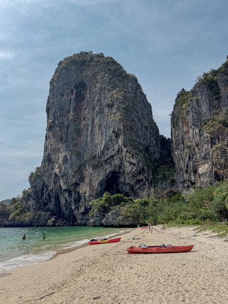 חוף Phra Nang Beach