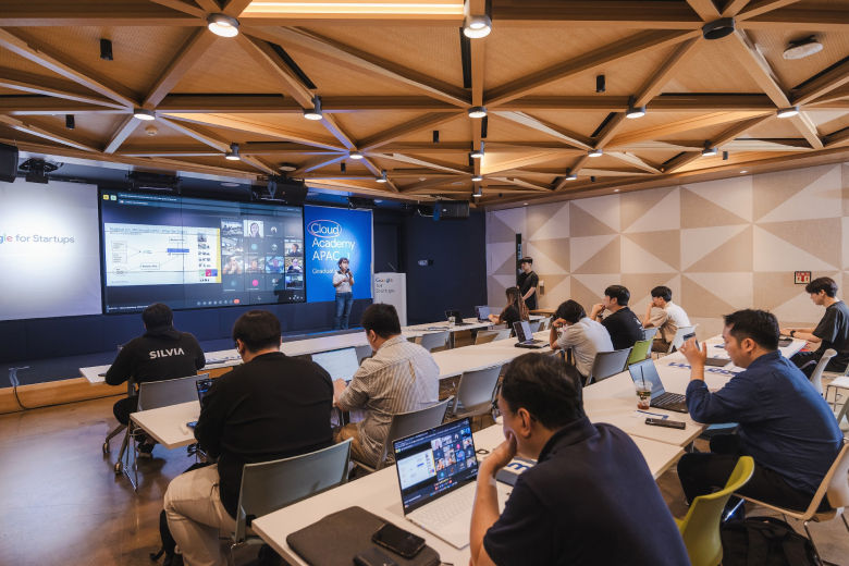seoul-explore-campuses_2x.jpg
