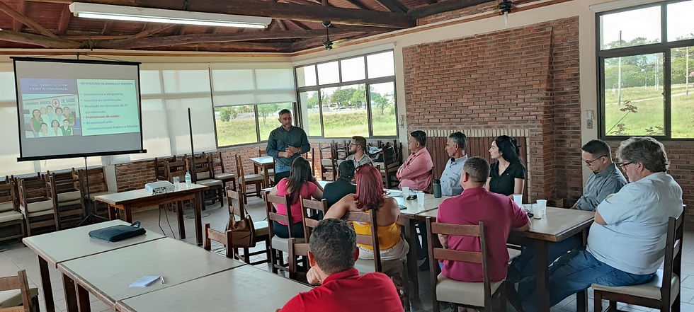 Reunião significativa no Sindicato Rural de Tapes, liderado pelo Presidente Genésio Ambos Moraes, sobre Vigilância em Saúde do Trabalhador.