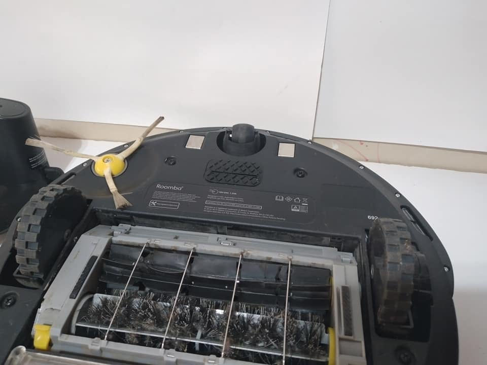 Thumbnail: iRobot Roomba 692 Wi-Fi Connected Robot Vacuum