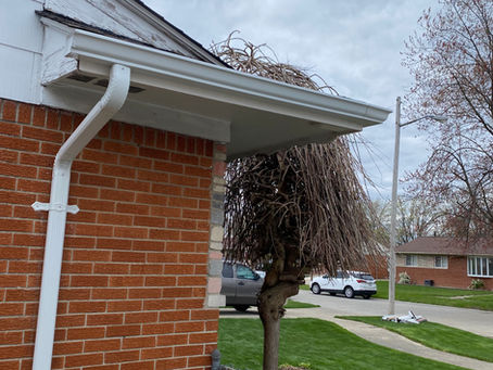 The Hidden Dangers of Clogged Gutters in Livonia