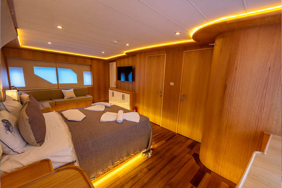 Simay M Motoryacht Charter in Turkey