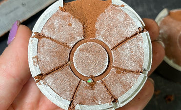 Place an Opal in mold with papaw