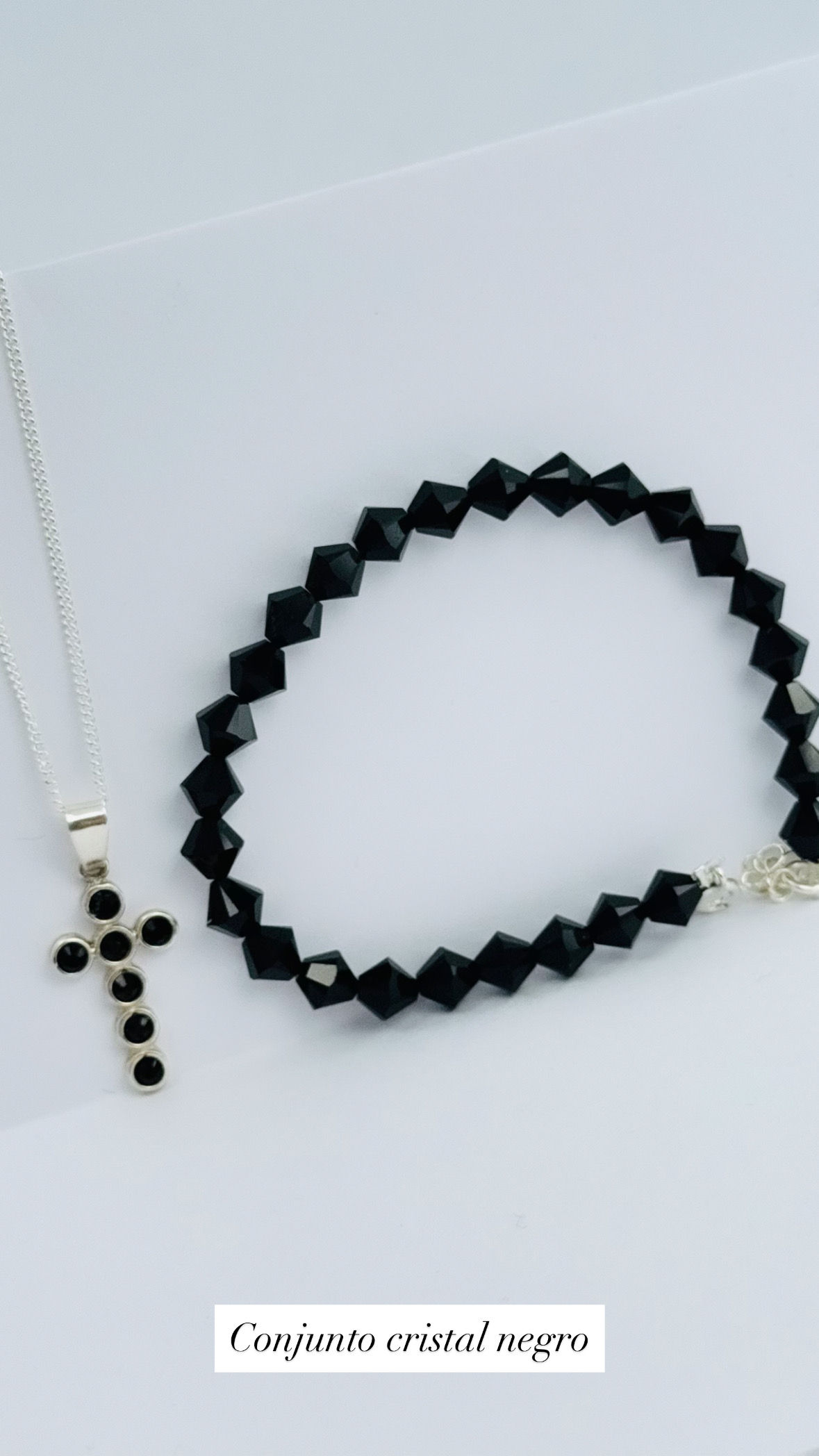 Conjunto cruz y pulsera cristal