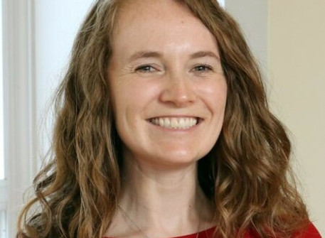 Hana-Suckstorff_headshot.jpg