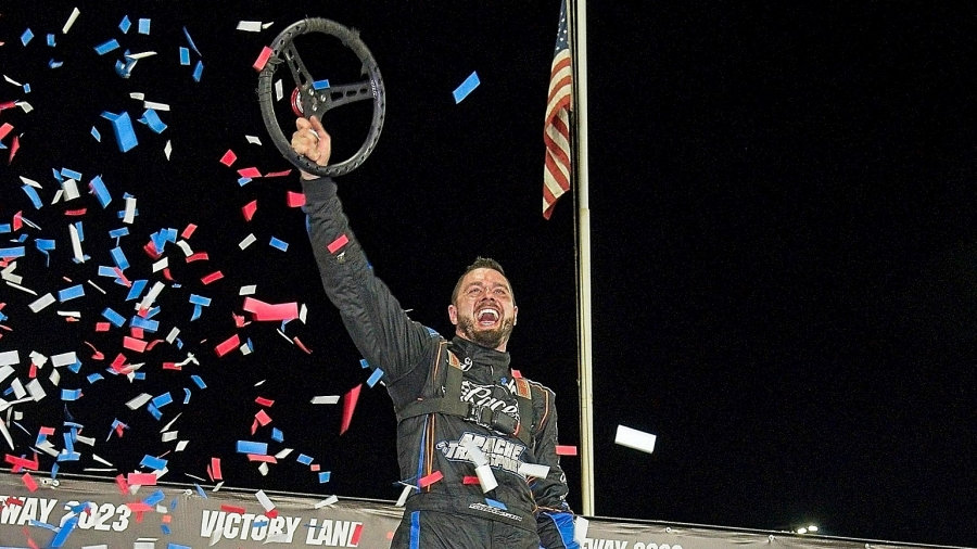 Jake Swanson Wins USAC Sprint Car Avanti Windows & Doors Corn Belt