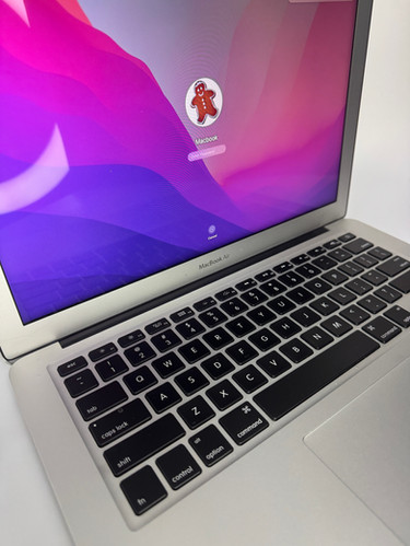 MacBook Air 13inch 2017 8GB RAM 121GB | MankeroTech