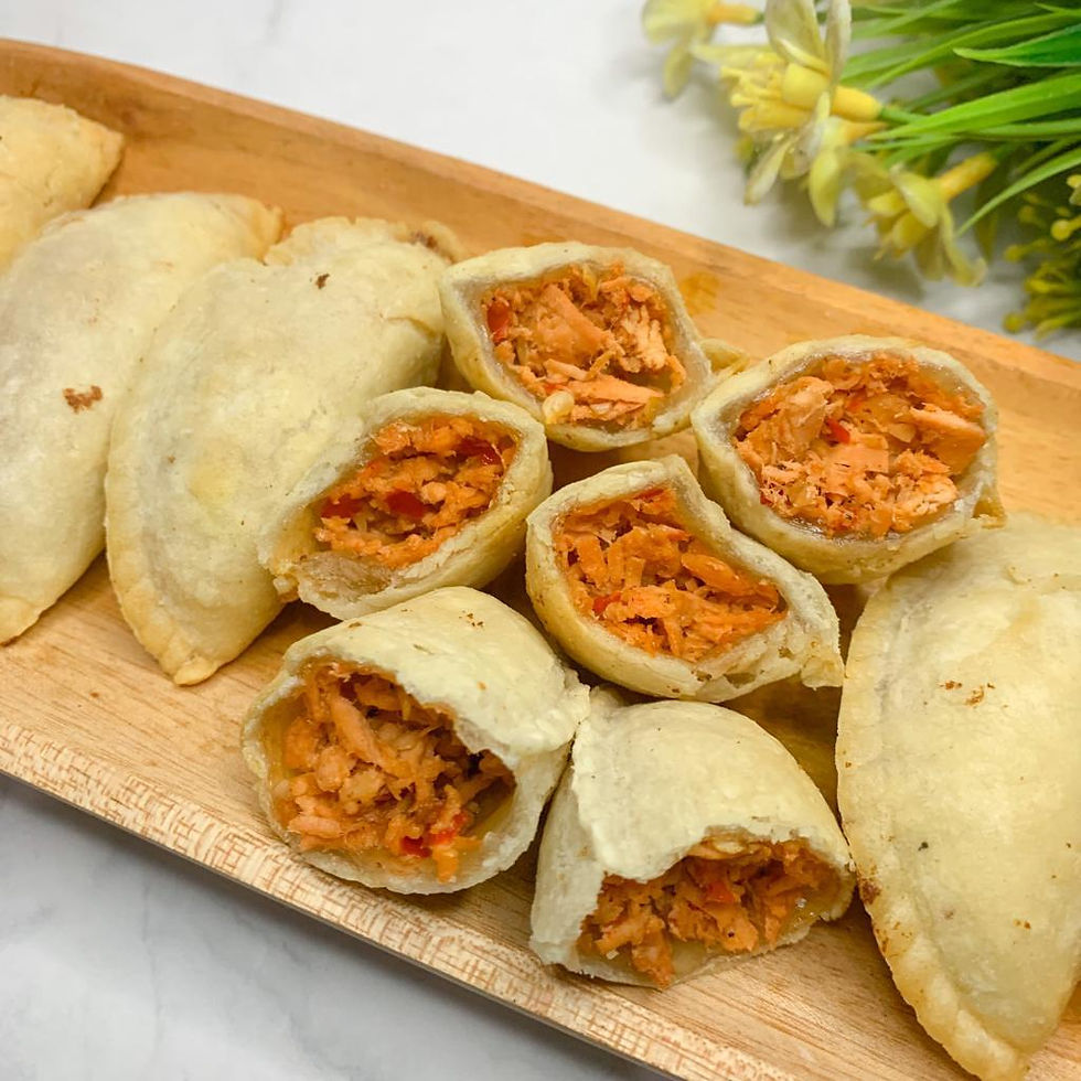 Nikmati cireng isi hangat dengan berbagai pilihan rasa yang cocok untuk semua usia.