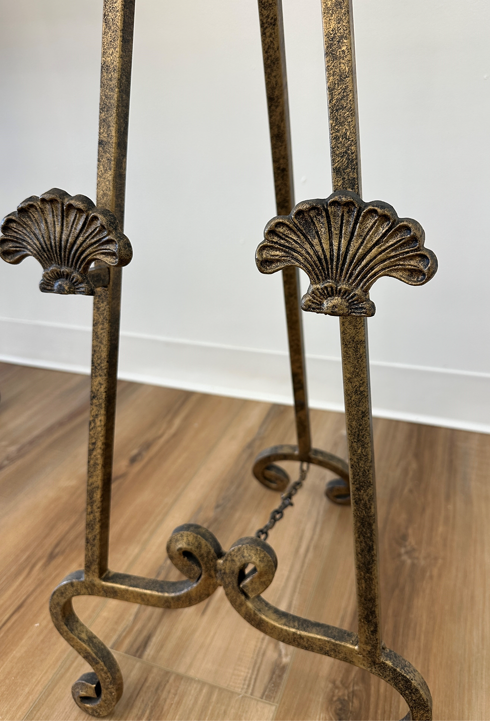 Thumbnail: Antique Bronze Easel