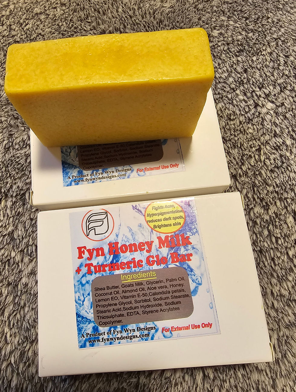 Thumbnail: Fyn Honey Milk + Turmeric  Glo Bar